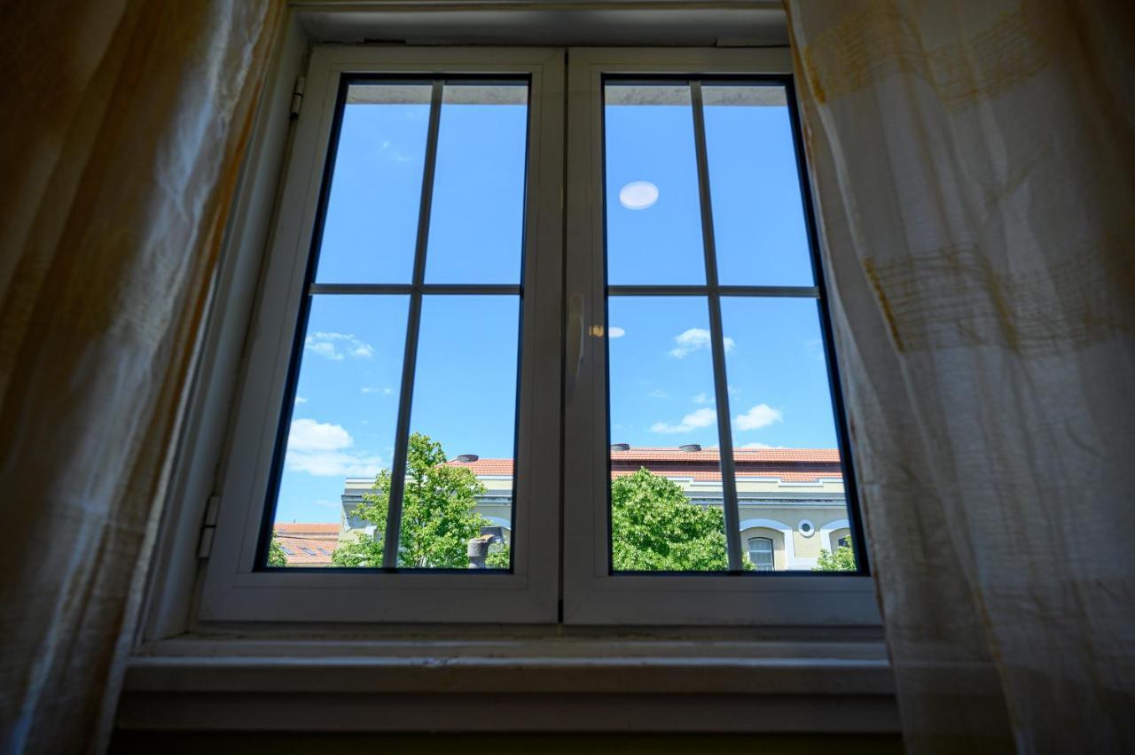 Double Room Street View