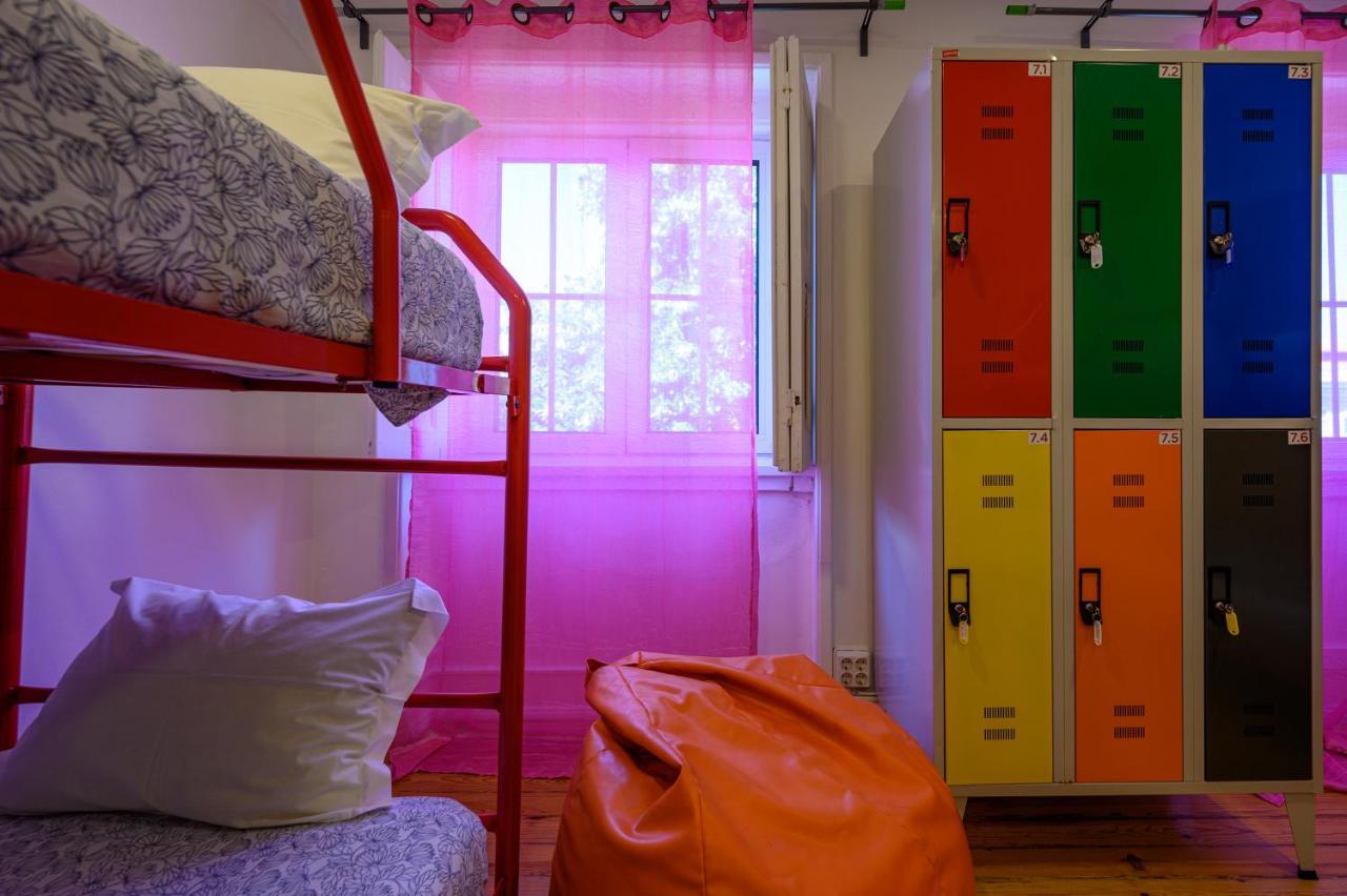Sextuple Room